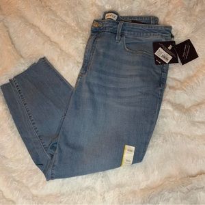 Ava & Viv 20w Cropped Skinny jeans NWT